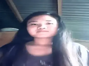 Siswi SMP Nakal Show Webcam Berani Bugil